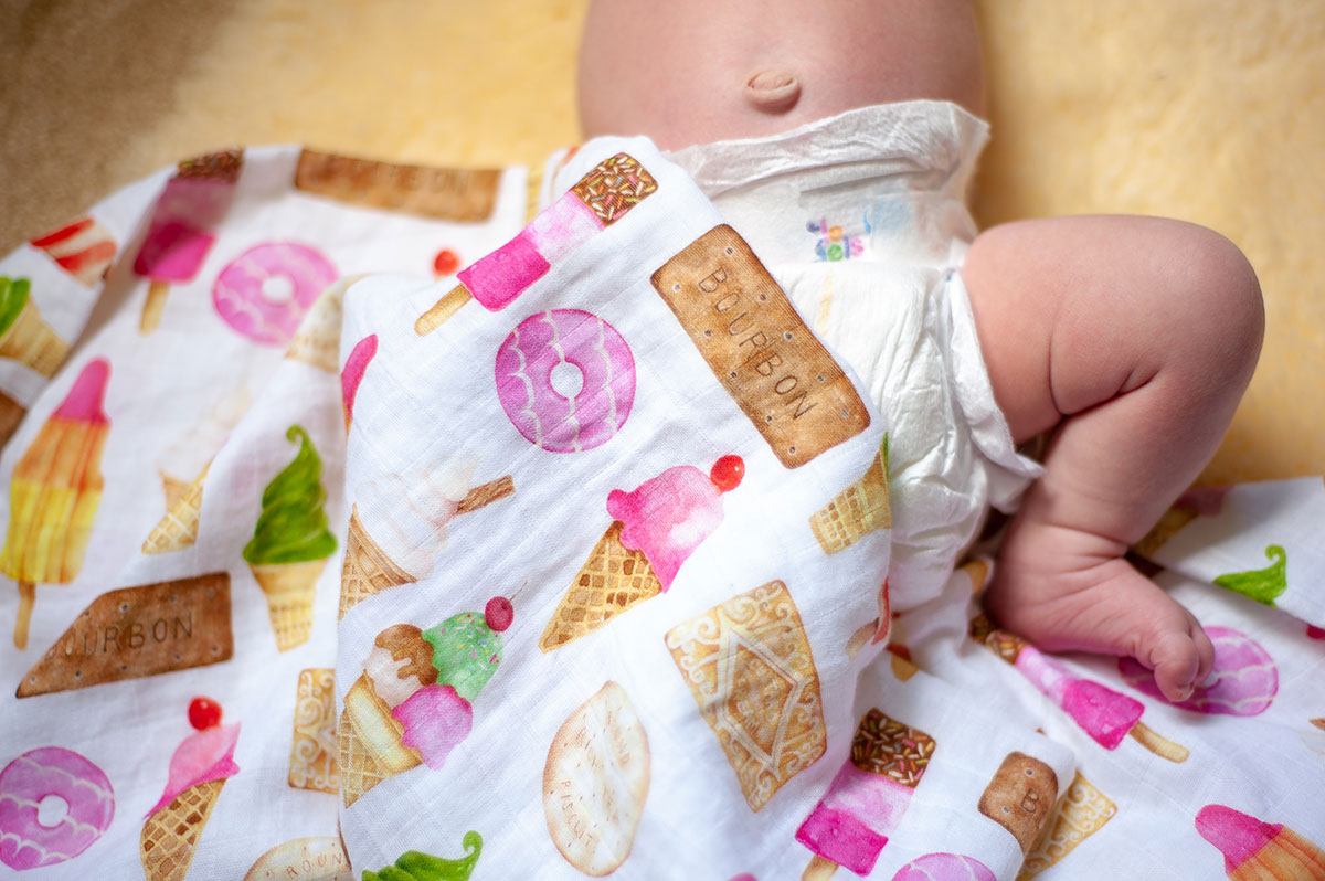 Curățarea buricului nou-născutului: Ghid complet pentru îngrijirea delicată a ombilicului